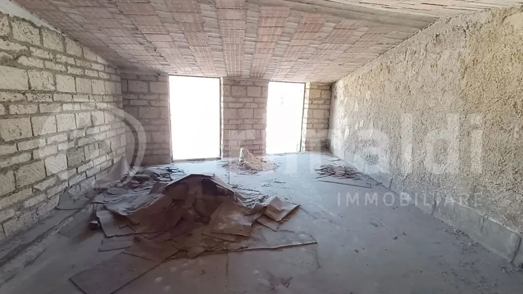 Pièces - Loft with Potential in Brusciano
