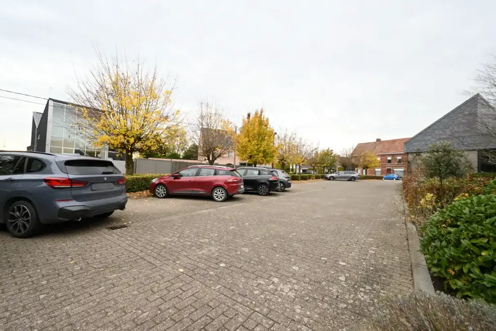 Extérieur - Locaux Commerciaux à Roeselare avec Parking