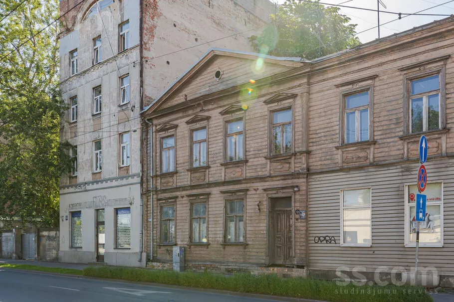 Esterno - Historic Multi-Apartment House in Riga Centre