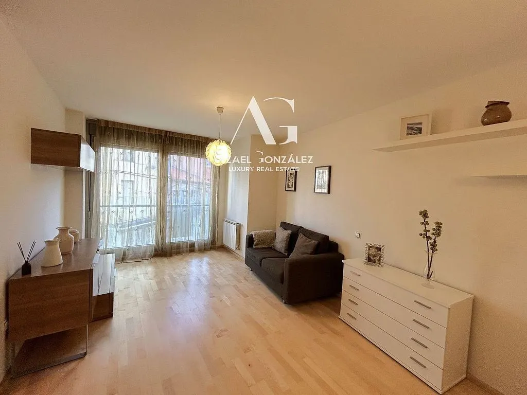 Elutuba - Charming Flat with Patio in Torrelavega Centre
