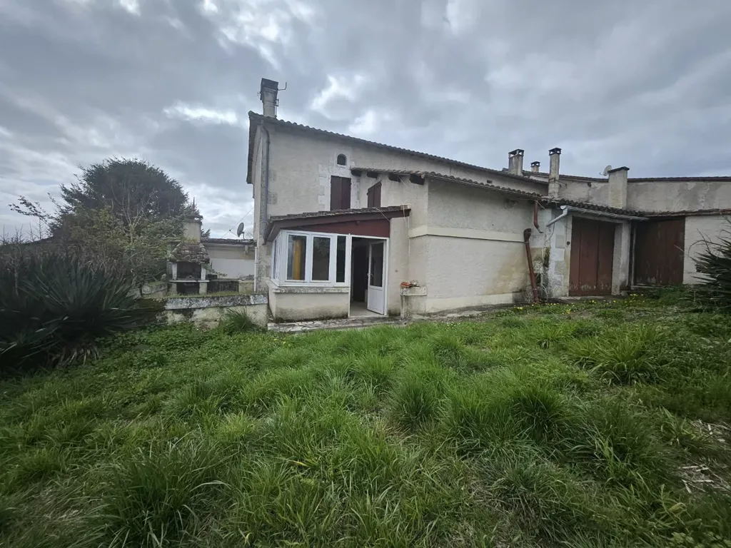 Esterno - Character House with Valley View near Ribérac