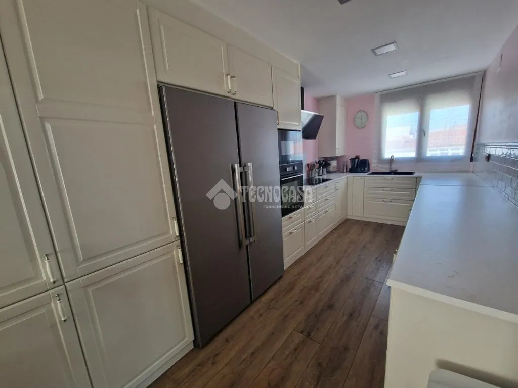 Köök - Apartment with Terrace in Palencia