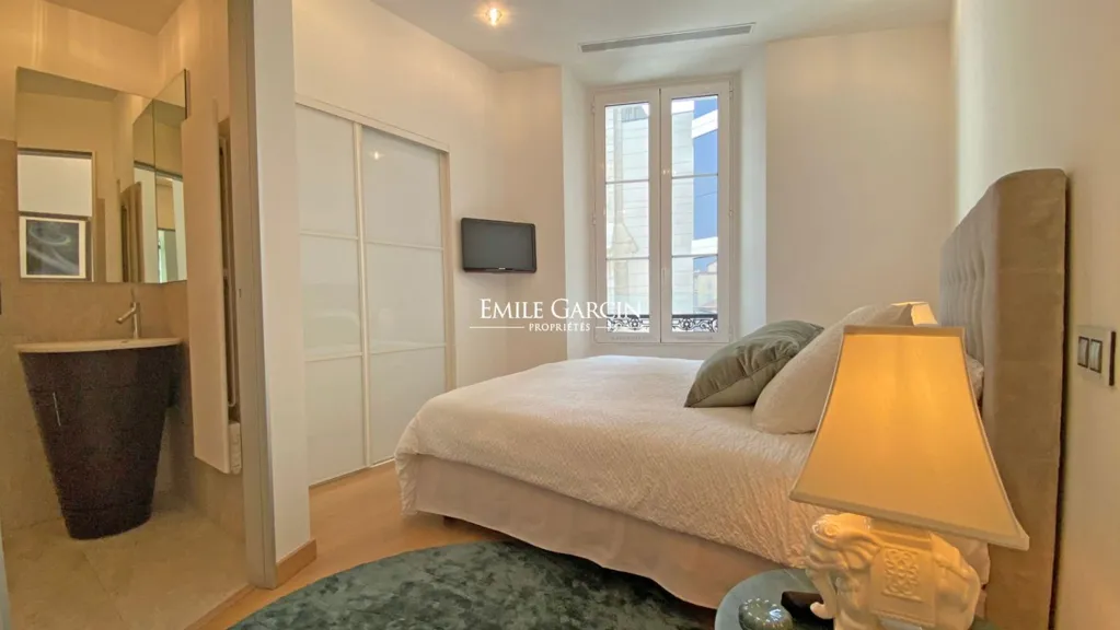 Chambres - Appartement avec Vue Mer sur la Croisette à Cannes