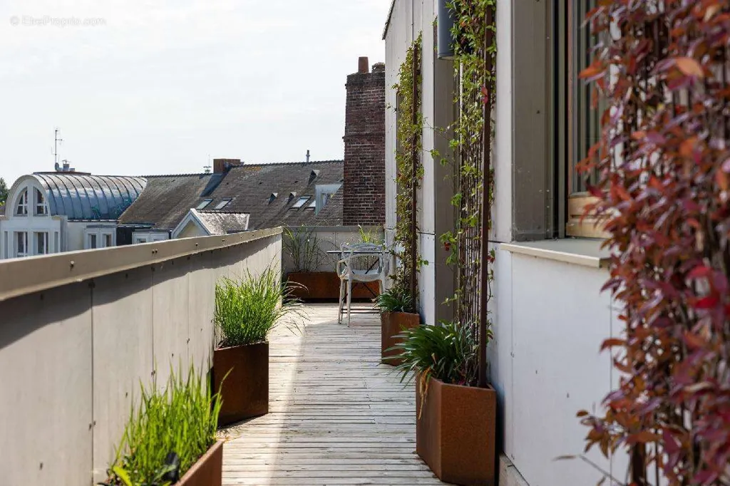 Balcony - Contemporary Penthouse with Terrace in Nantes