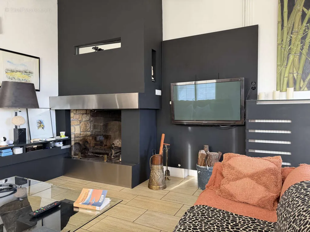 living_room