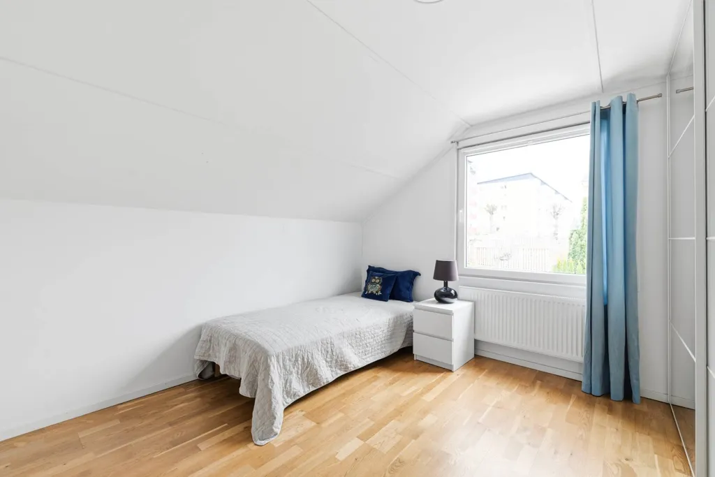 Magamistoad - Two-Home Estate with Generous Outdoor Space in Jönköping