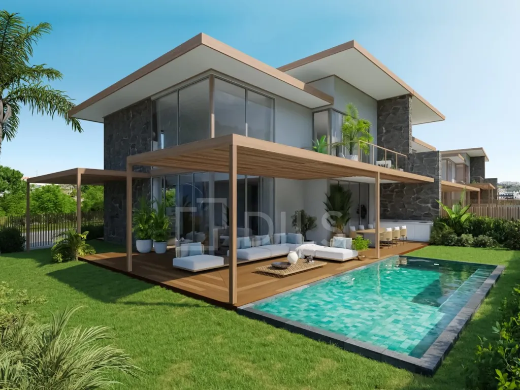 Detached House with Private Pool in Oeiras