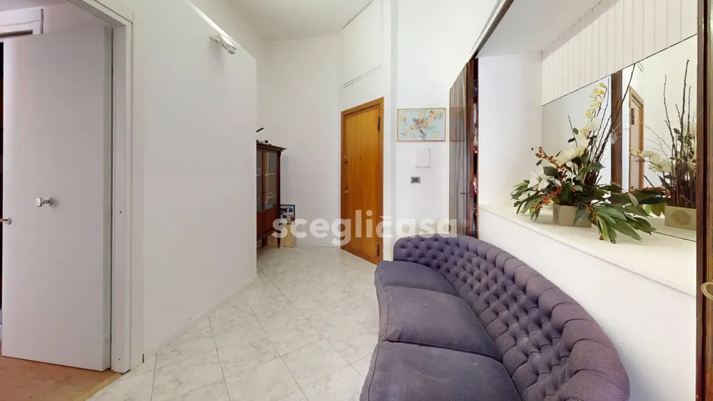 Esik - Armed Studio with Balcony in Palermo