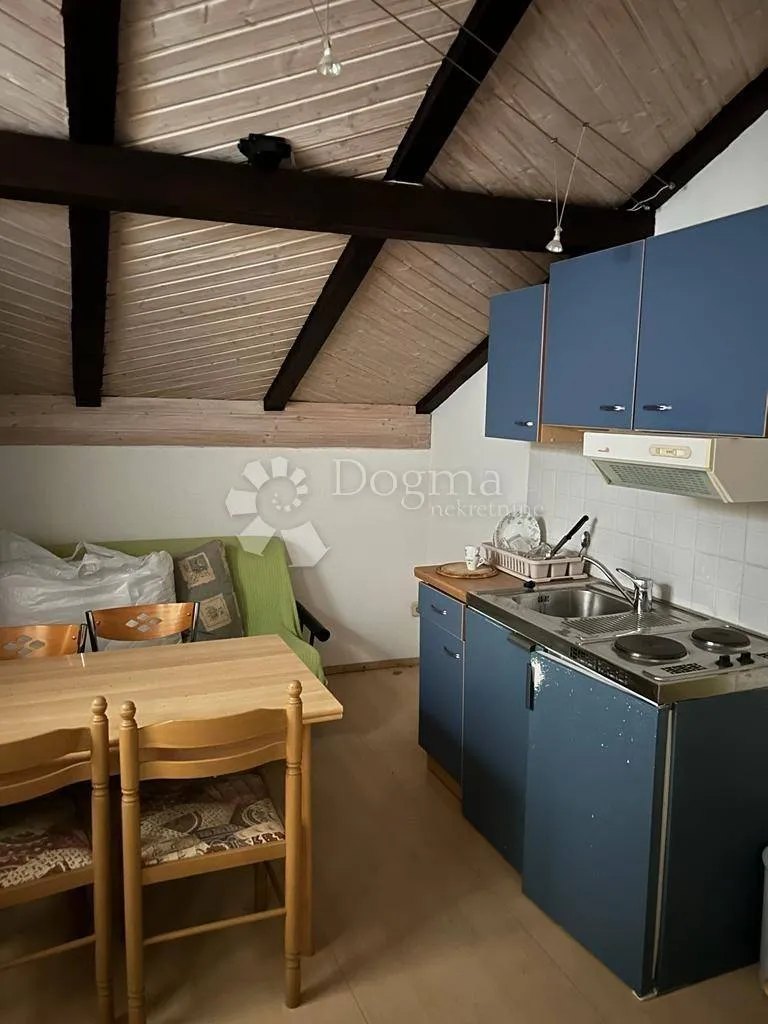 Cuisine - Spacious Family House with Multiple Terraces in Valbandon
