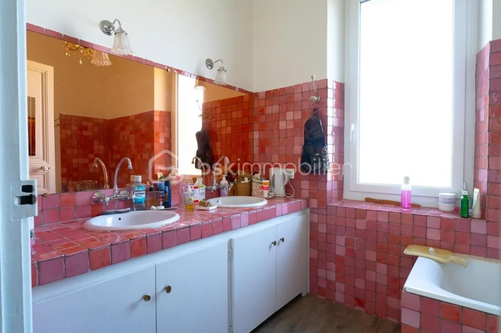 Bathrooms - Bastide with Garden near Salon-de-Provence