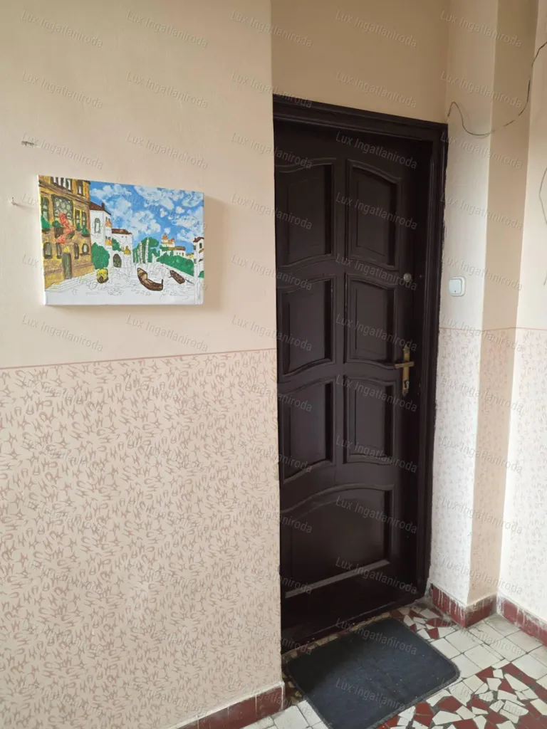 Ingresso - Terrace Flat in Tatabánya