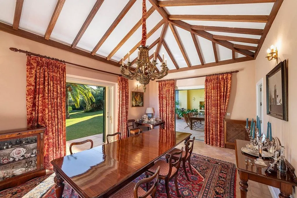 Salle à manger - Chalet with Pool and Terrace in Sotogrande