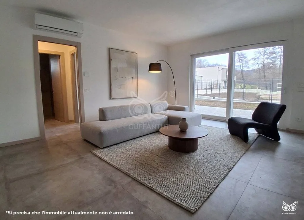 Séjour - Newly Constructed Flat with Garden in Bregnano