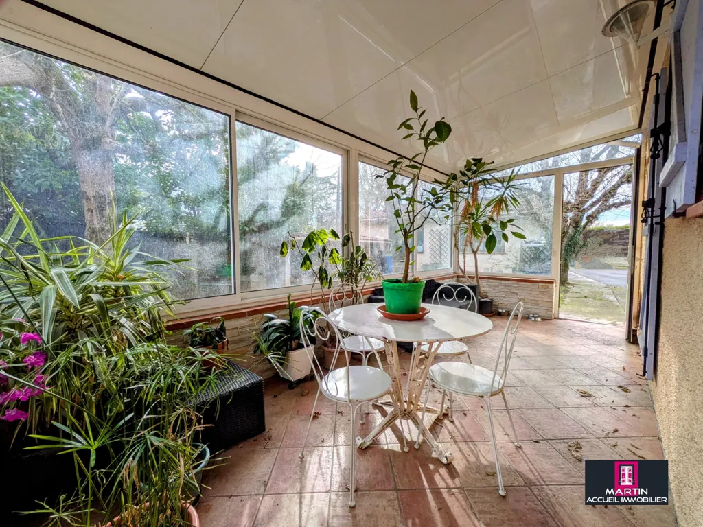 Terrasse - Maison avec Piscine et Jardin à Orientation Sud-Ouest