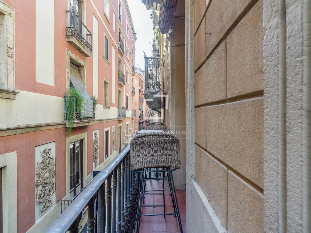 Balcon - Apartment with Patio in Barcelona's Gothic Quarter