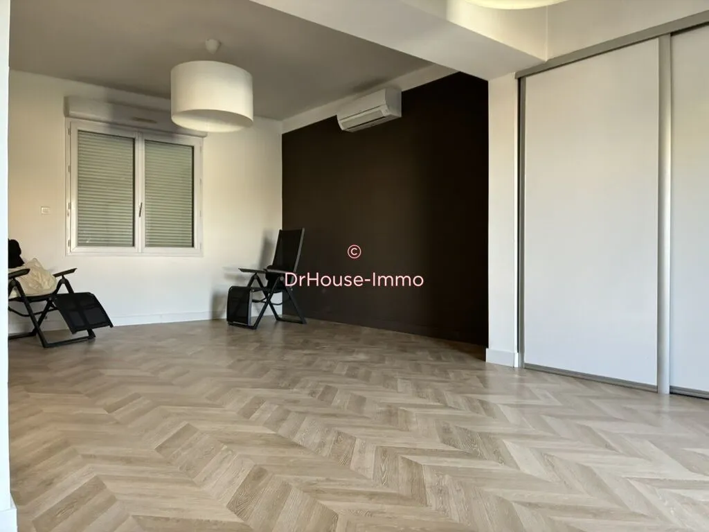 Magamistoad - Charming House with Pool in Bourg-lès-Valence