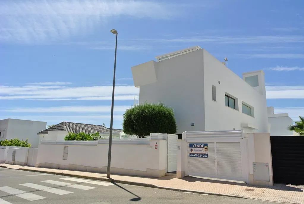 Esterno - Luxury Villa with Pool in La Marina