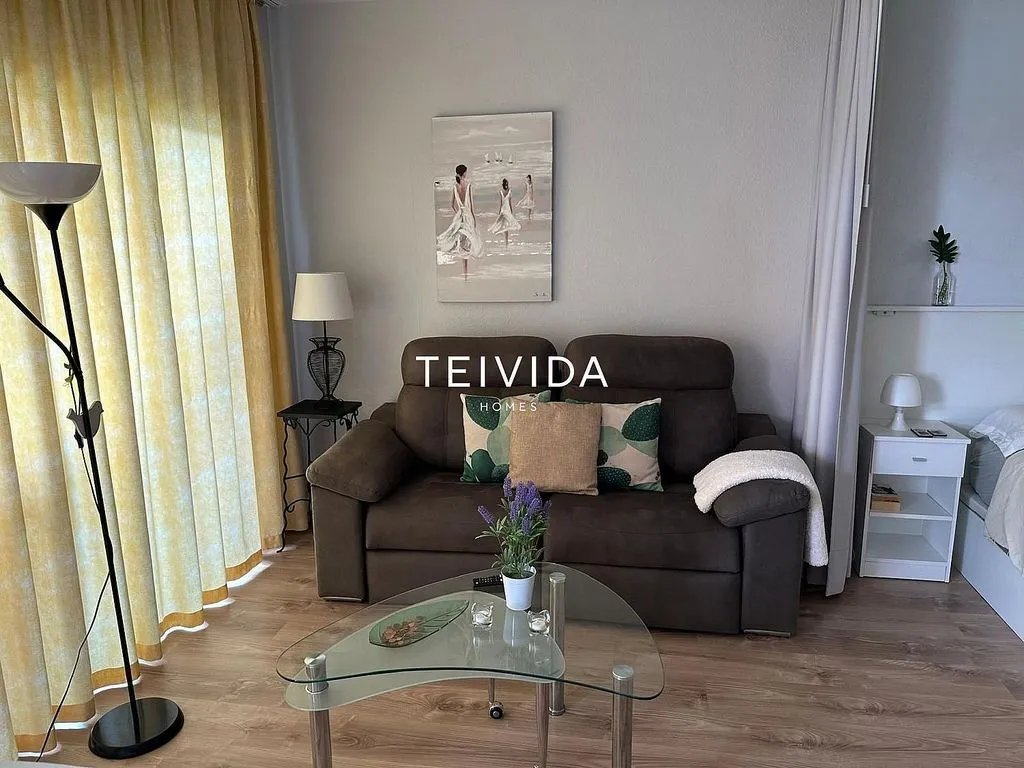 Elutuba - Furnished Flat with Terrace in Botanical District