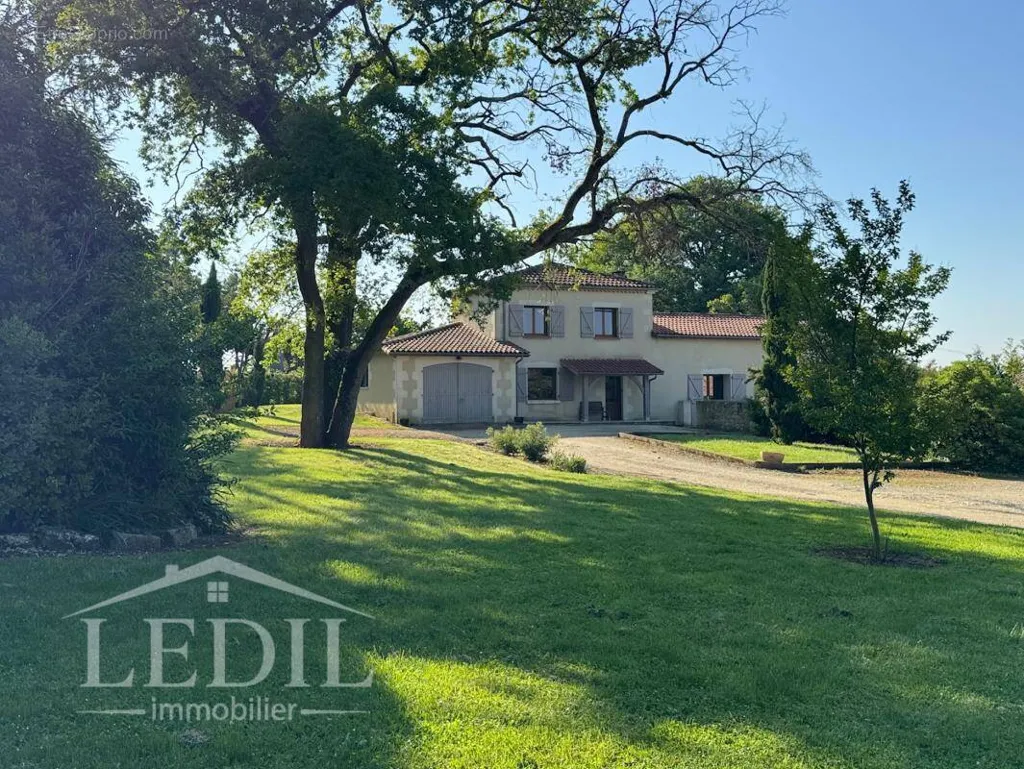 Aed - Charming Home with Pool in Gers
