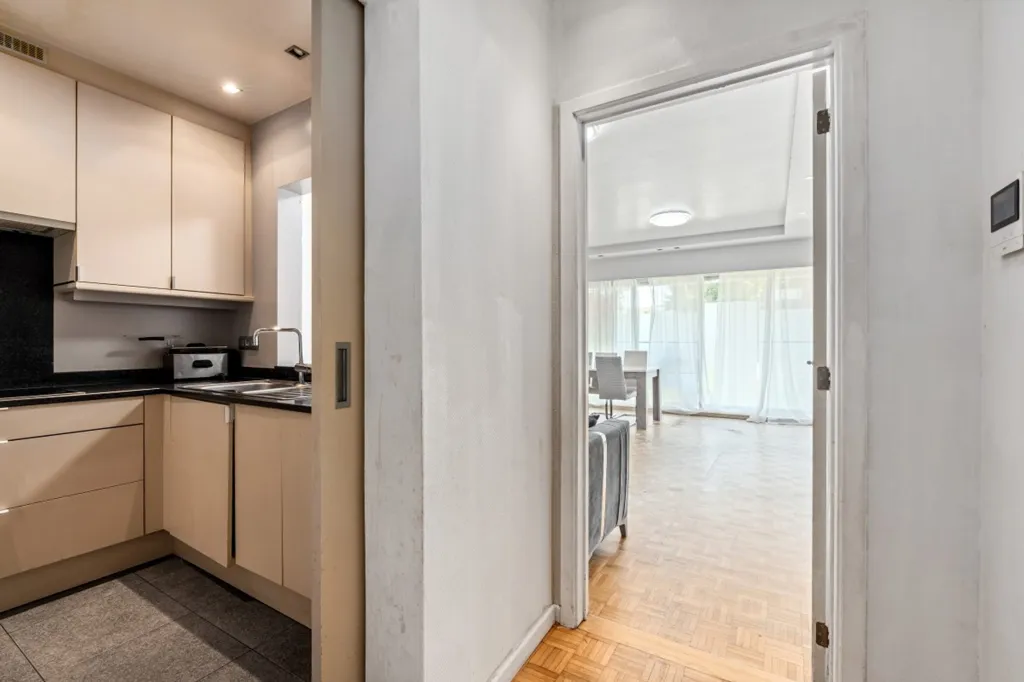 Kitchen - Central Apartment with Private Parking in Beveren