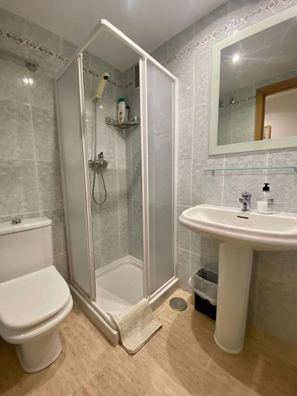 Vannitoad - Spacious Apartment with Sea View in Caleta