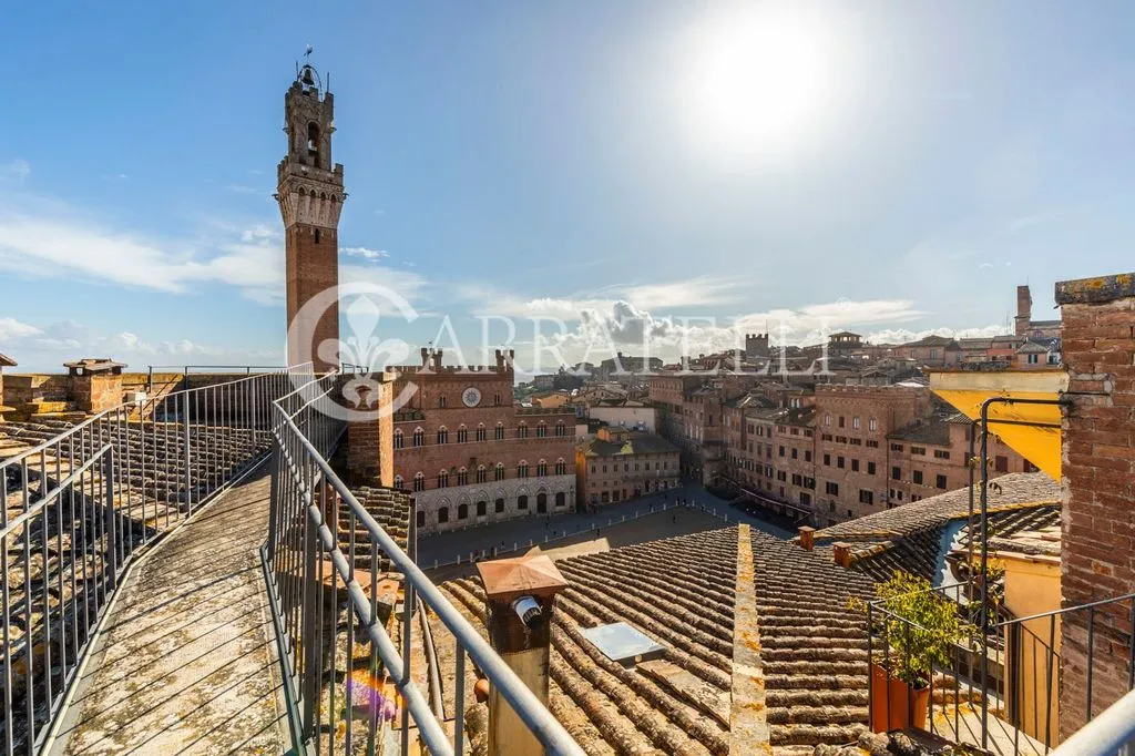 Terrass - Luxury Penthouse with Panoramic Views in Siena