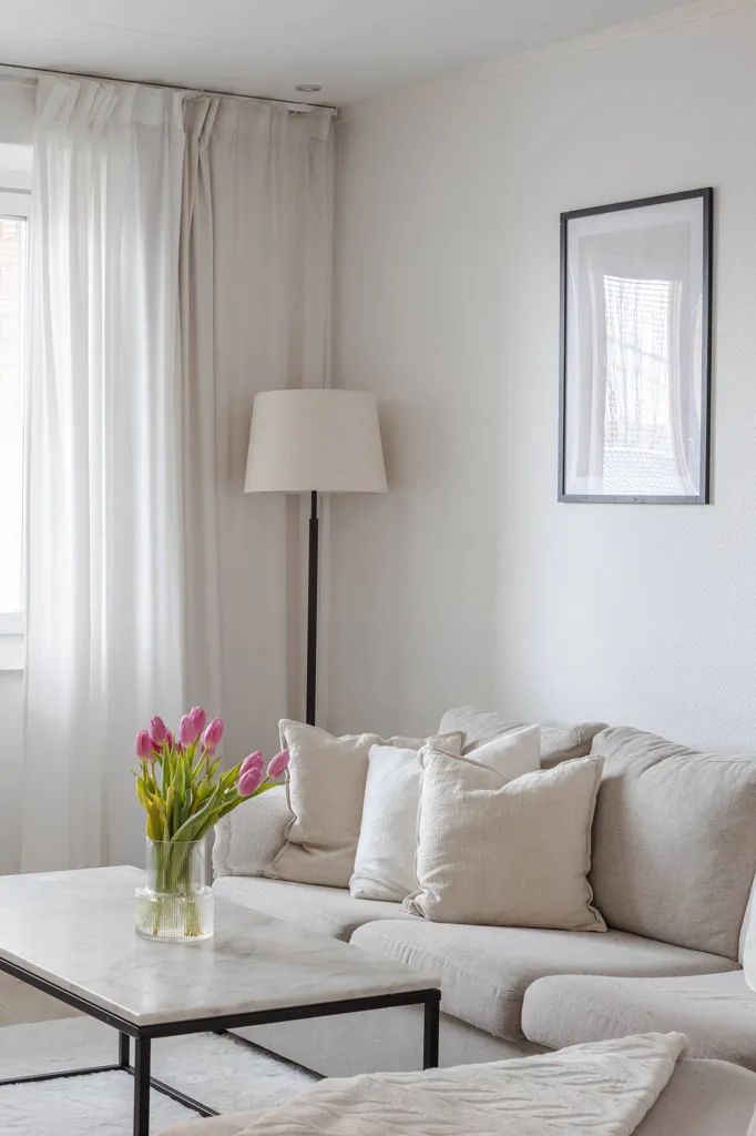 Elutuba - Modern Flat with Balcony in Eskilstuna