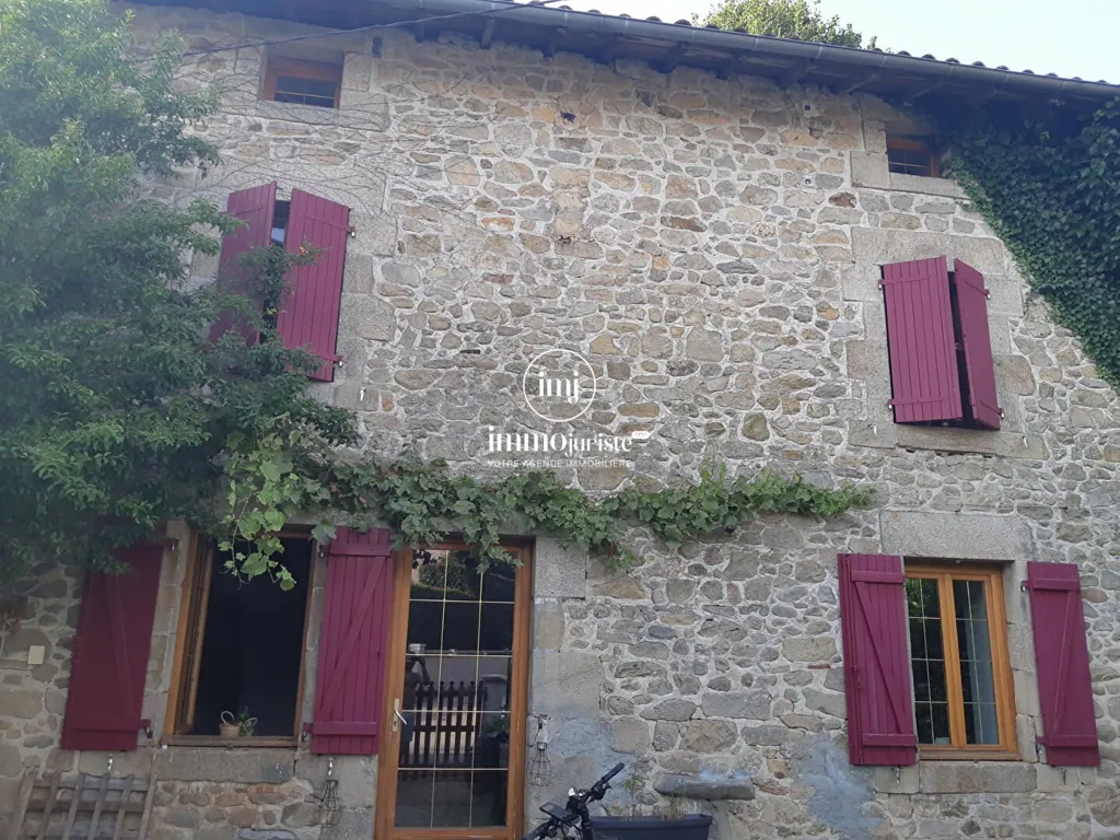 Välivaade - Stone Cottage with Garden in Saint-Gence