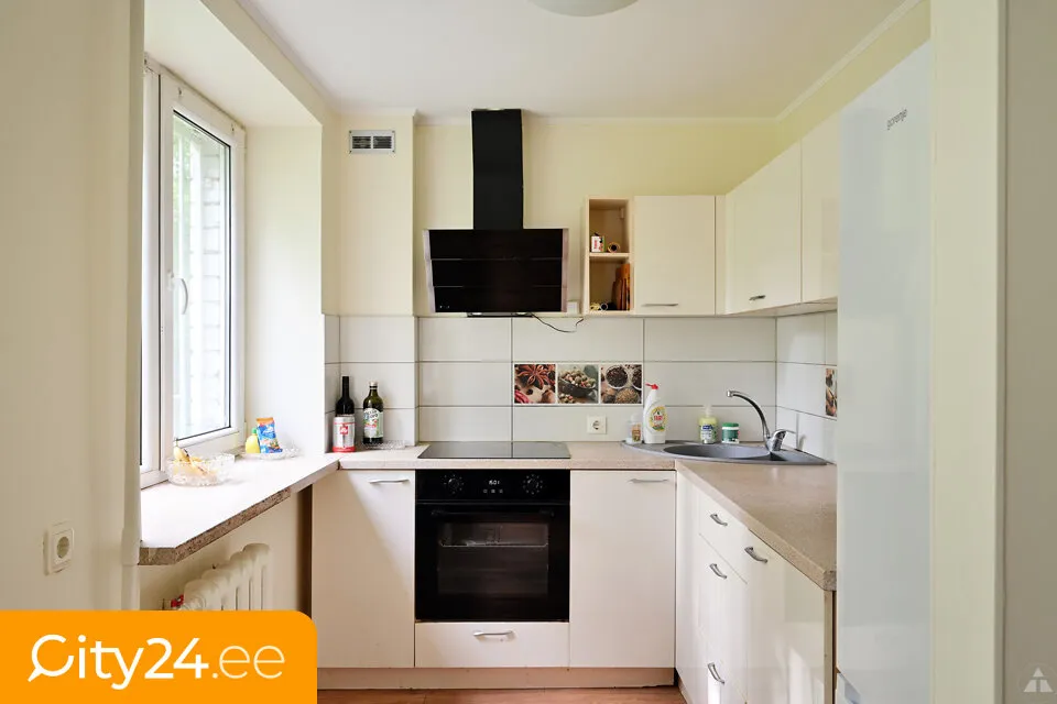 Cuisine - Bright 2-Bedroom Flat in Iļģuciems, Riga
