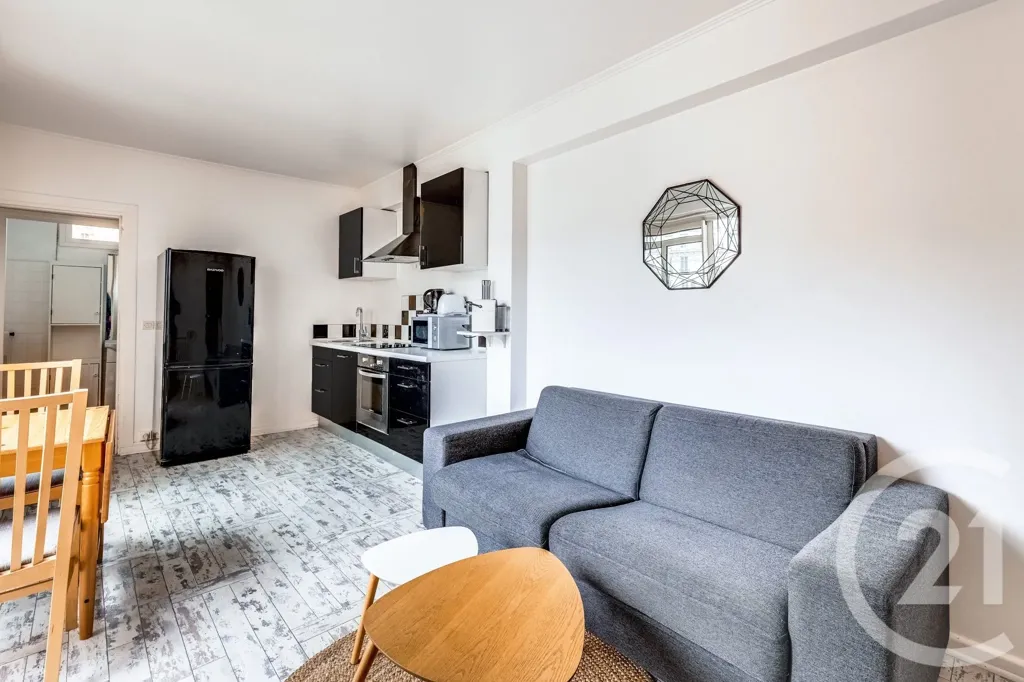 Séjour - Appartement F2 avec Balcon au 11e Arrondissement de Paris
