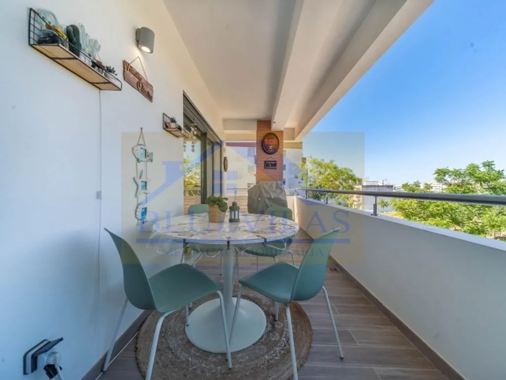 Balcon - Luxury Apartment with Two Fronts in Olhão