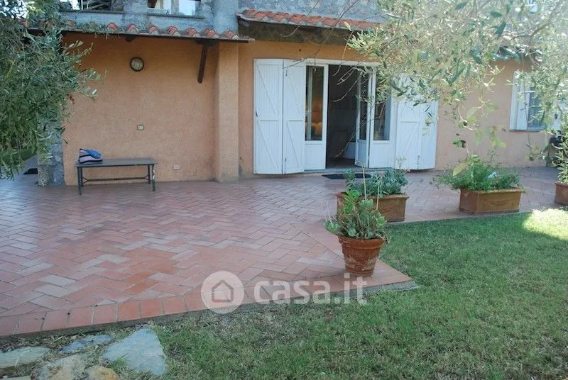 Terrasse - Bifamiliar Villa with Garden in Orbetello