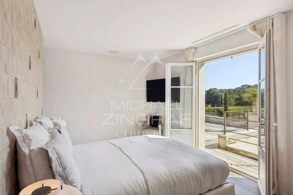 Magamistoad - Bastide-Style Villa with Pool in Mougins