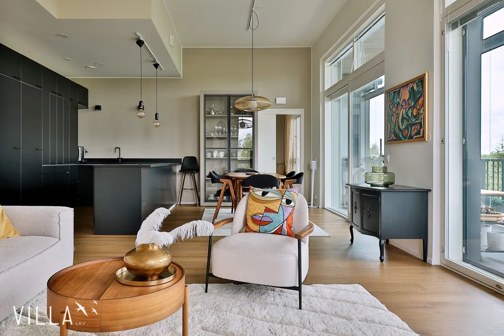 Soggiorno - Modern Apartment with West-Facing Balcony in Vuores