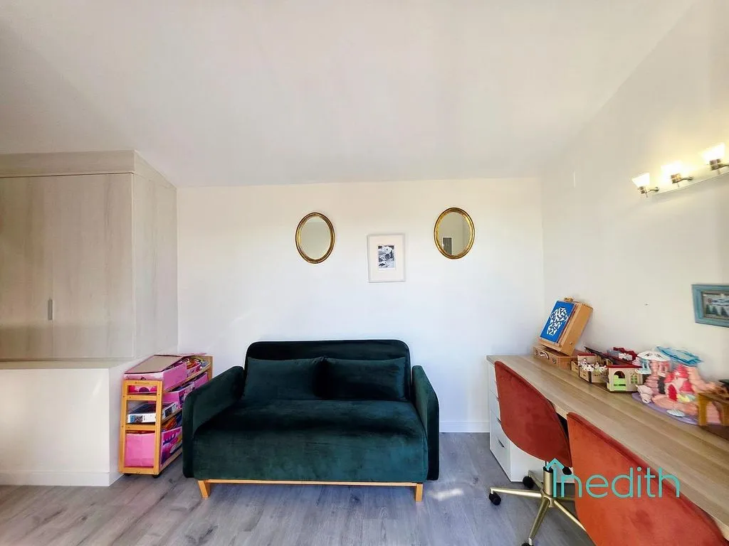 Chambres - Duplex Apartment with Pool in Central Castelldefels