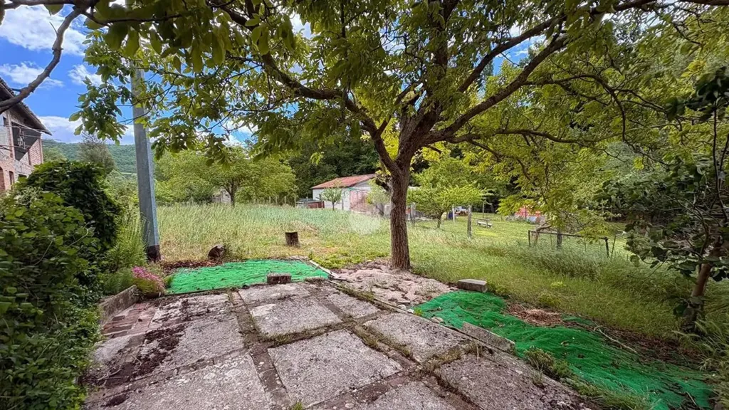 Jardin - Apartment with Garden in Campodiegoli, Fabriano