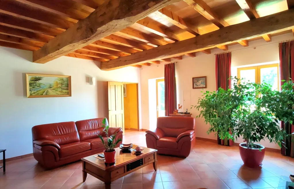 Elutuba - Rustic Farmhouse with Garden in Vacquiers