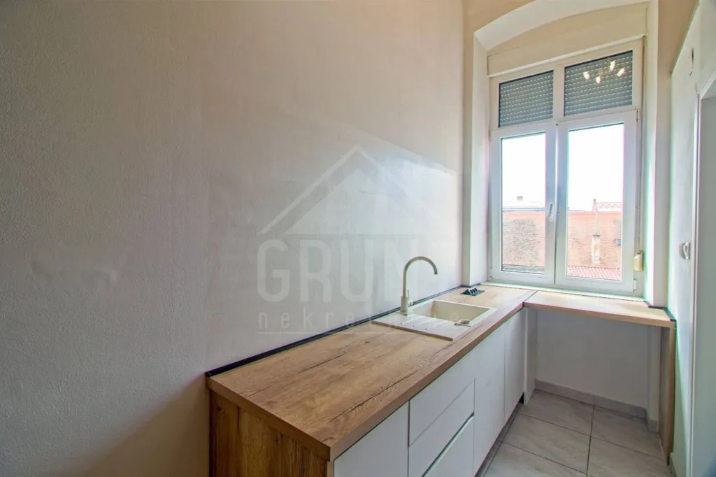Köök - Secessionist Flat with Park View in Osijek