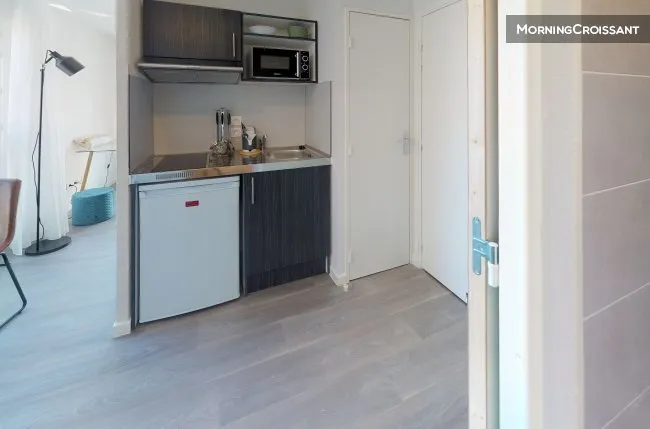 Cuisine - Appartement avec Salle d'Eau Privative et Ascenseur