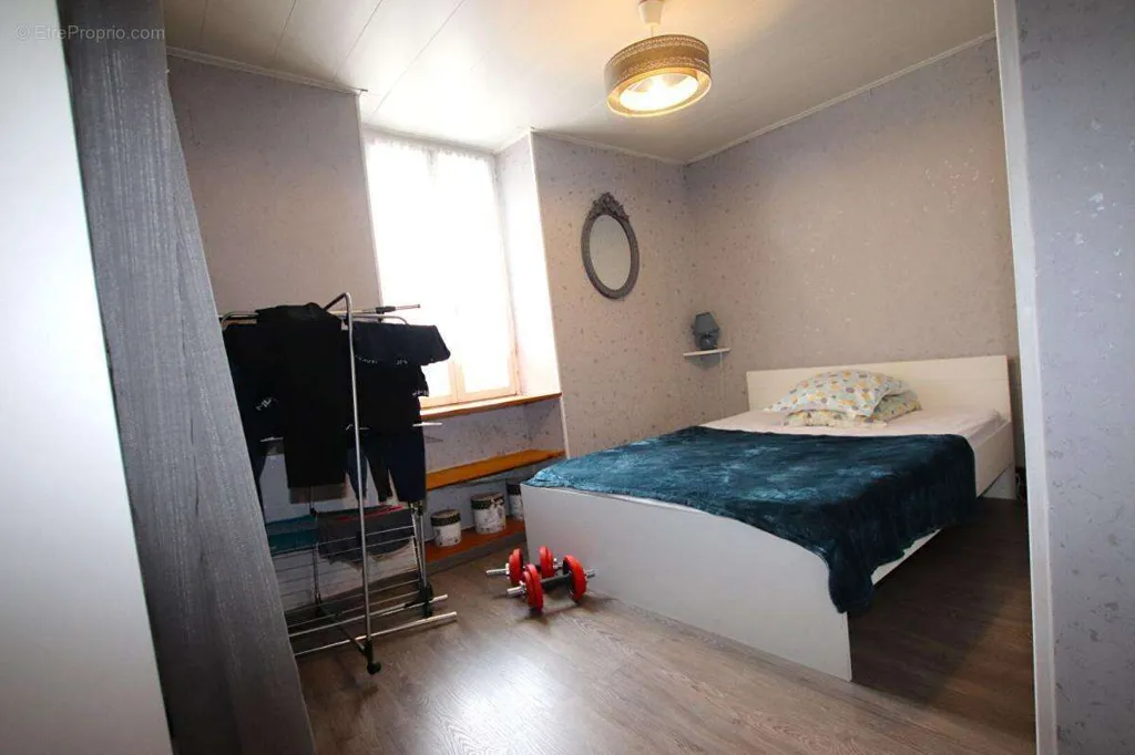 10-room apartment in Saint-Rome-De-Tarn