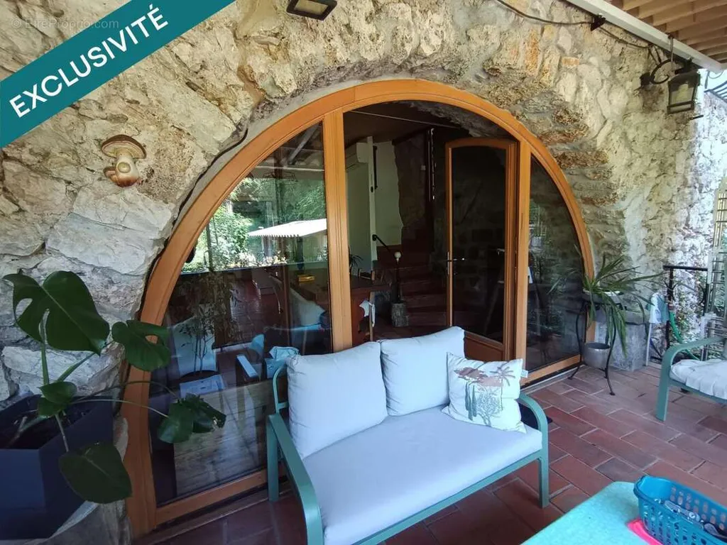 Terrazza - Charming Apartment in Former Mill, Vence
