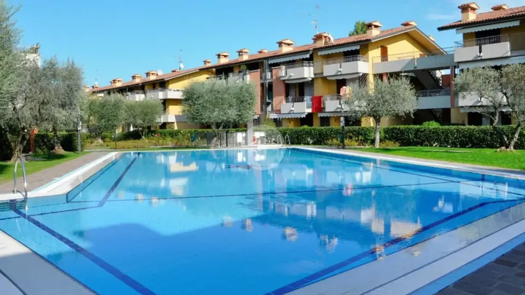Bassein - Rustic Apartment with Private Garden in Sirmione