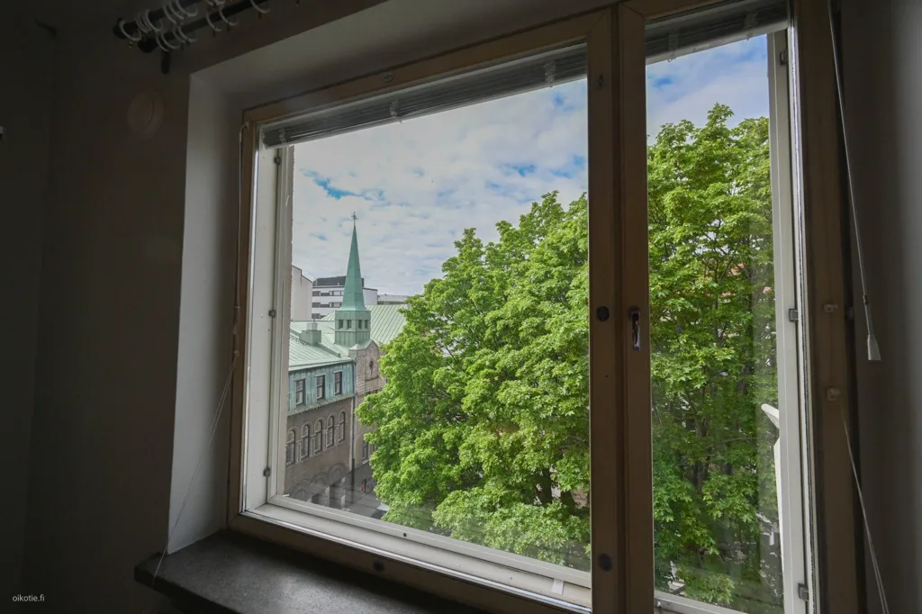 Pièces - Bright Penthouse with Balcony in Helsinki