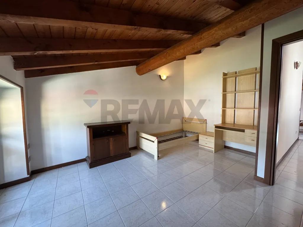 Living Room - Independent House with Private Courtyard in Gavardo