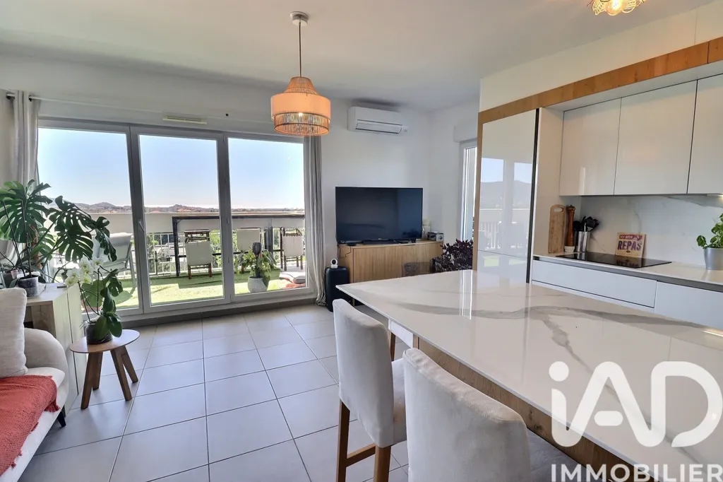 Köök - Modern Apartment with Panoramic Terrace in Marseille 13009