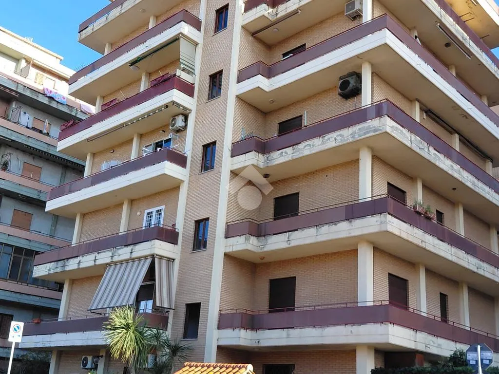 Välivaade - Apartment with Balcony in Ladispoli