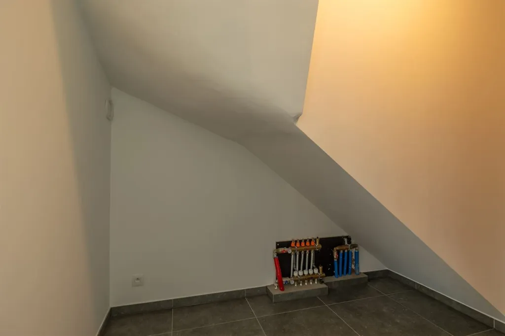 Rooms - New Build with Garden in Central Location