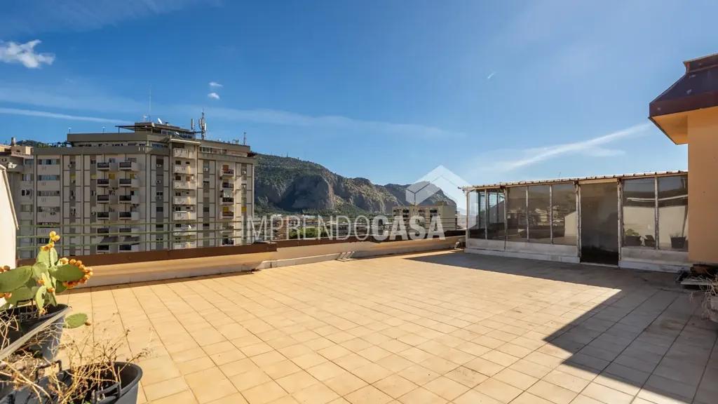 Terrasse - Panoramic Penthouse with Terrace in Palermo