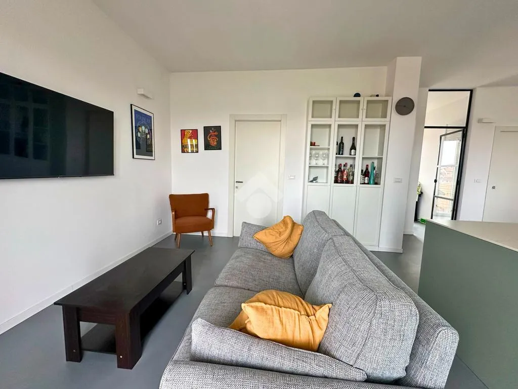 Elutuba - Panoramic Attico with Terrace in Torino