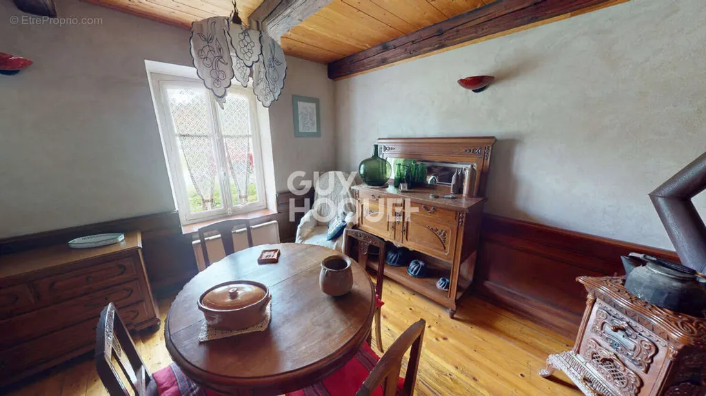 Söögituba - Renovated Farmhouse with Garden in Belval